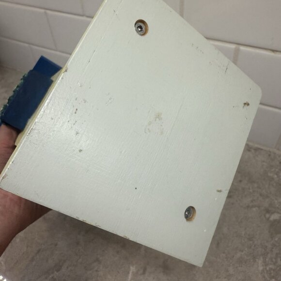 Bird and Breakfast Hand painted Wood birdhouse. 11 in x 5 in x 5 in. - Picture 8 of 8